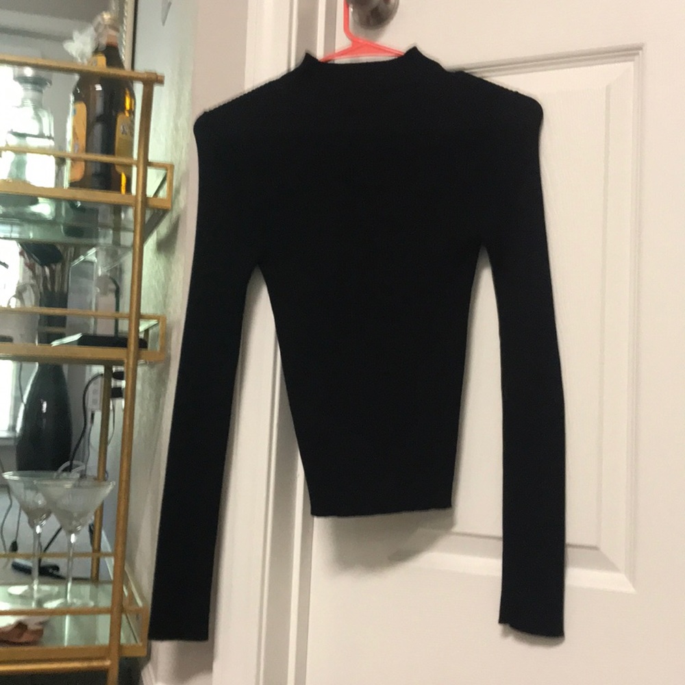 Black Top - Picture 3 of 4